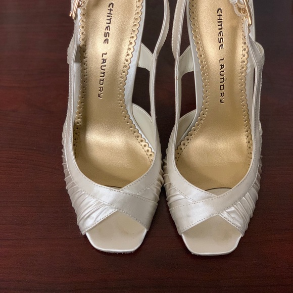 Wedding Shoes - Picture 3 of 4